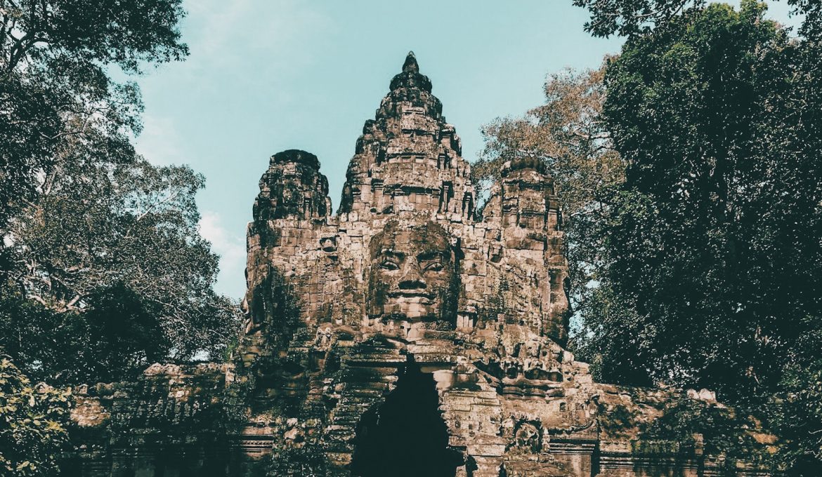 Angkor Wat Tour: 2-Day Itinerary | EXPLORING WITH CLAIRE